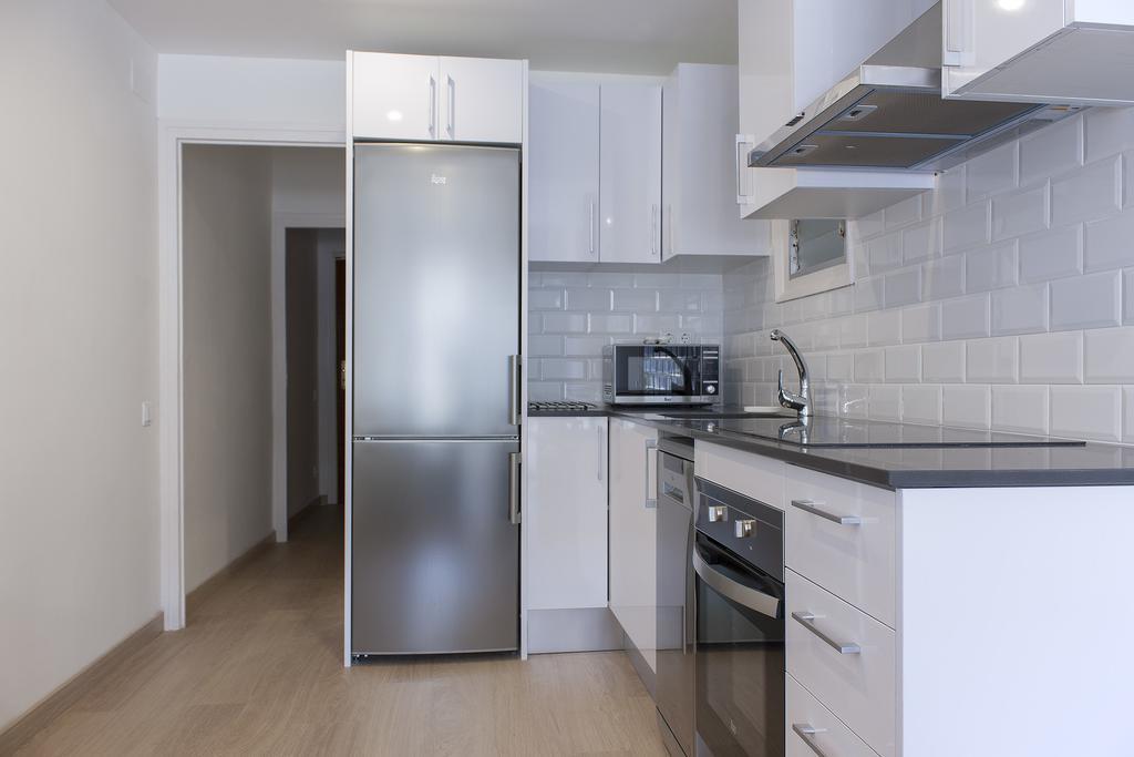 Apartament Flateli Roger 6 Barcelona Zewnętrze zdjęcie