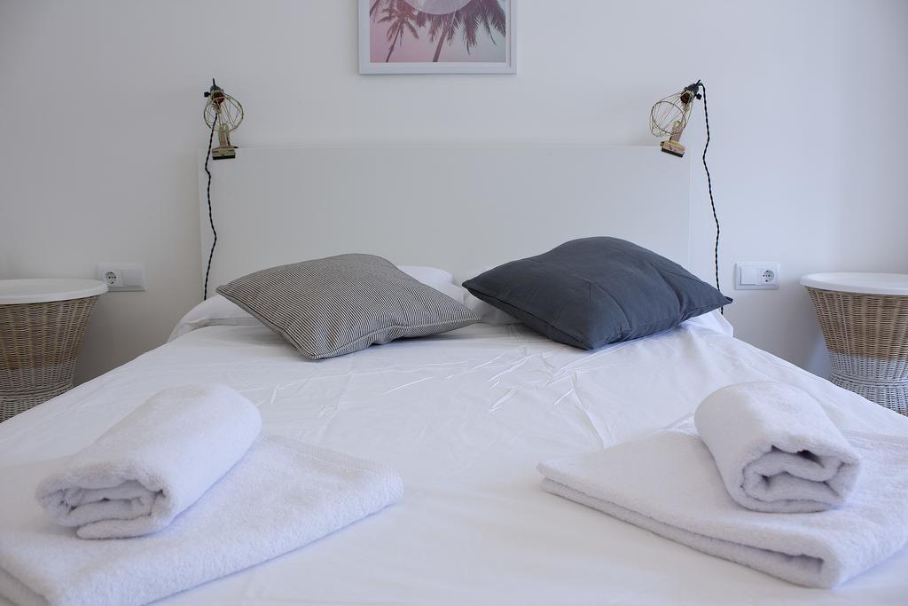 Apartament Flateli Roger 6 Barcelona Zewnętrze zdjęcie